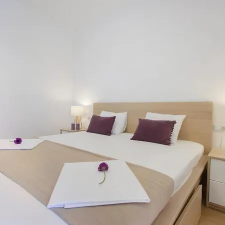 Apartnent Zorka1 * Primošten