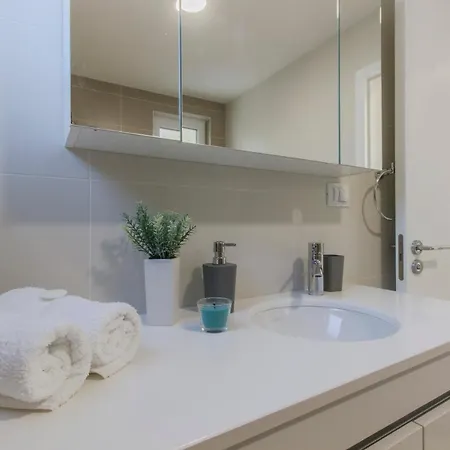 Apartnent Zorka1 Primošten